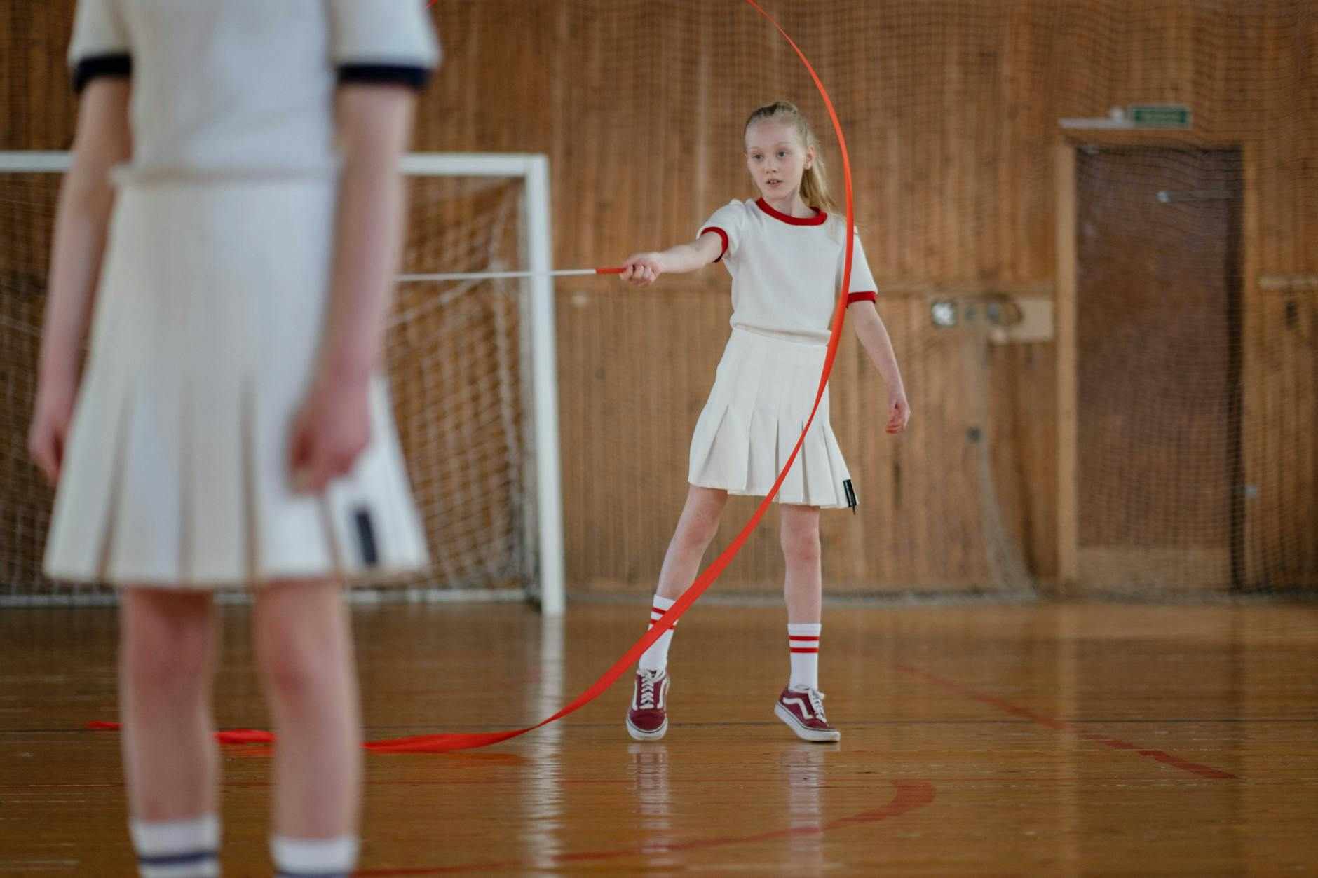 PG电子流行游戏大全 真人发牌员2 深入专业解析